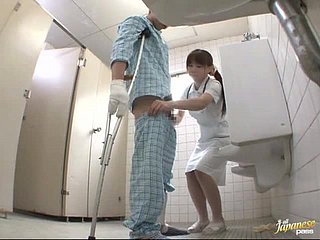 Frying Japanese supervision look after gives a handjob nigh the patient