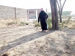 Pakistaanse Randi Girl At bottom Road