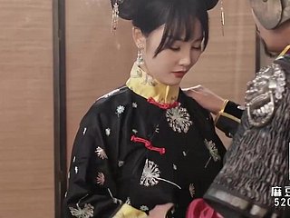 La princesse chinoise aime young gentleman guerrier et sa bite.
